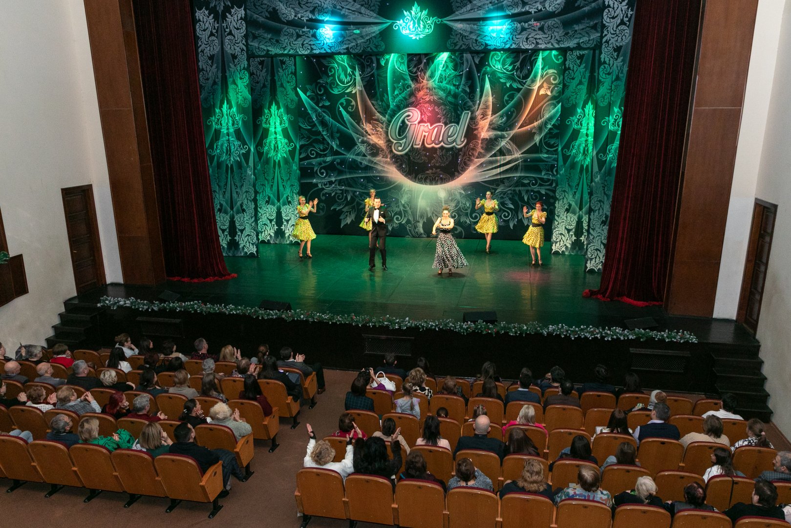 "Все это о любви" - в Баку выступили солисты Московской оперетты (ФОТО)