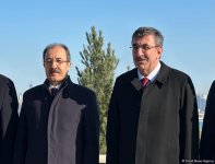 Джевдет Йылмаз посетил Аллею шехидов и памятник "Тюркское шехидство" (ФОТО)