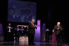 Феерический юбилей Юлия Гусмана в Баку отметили красочным спектаклем "Не бойся, мы с тобой!" (ВИДЕО, ФОТО)