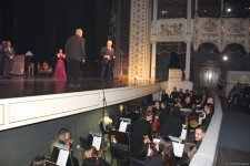 Феерический юбилей Юлия Гусмана в Баку отметили красочным спектаклем "Не бойся, мы с тобой!" (ВИДЕО, ФОТО)