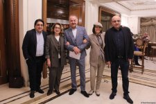 Феерический юбилей Юлия Гусмана в Баку отметили красочным спектаклем "Не бойся, мы с тобой!" (ВИДЕО, ФОТО)