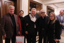 Феерический юбилей Юлия Гусмана в Баку отметили красочным спектаклем "Не бойся, мы с тобой!" (ВИДЕО, ФОТО)