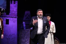 Феерический юбилей Юлия Гусмана в Баку отметили красочным спектаклем "Не бойся, мы с тобой!" (ВИДЕО, ФОТО)