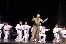 Феерический юбилей Юлия Гусмана в Баку отметили красочным спектаклем "Не бойся, мы с тобой!" (ВИДЕО, ФОТО)