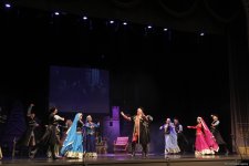 Феерический юбилей Юлия Гусмана в Баку отметили красочным спектаклем "Не бойся, мы с тобой!" (ВИДЕО, ФОТО)