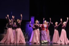 Феерический юбилей Юлия Гусмана в Баку отметили красочным спектаклем "Не бойся, мы с тобой!" (ВИДЕО, ФОТО)