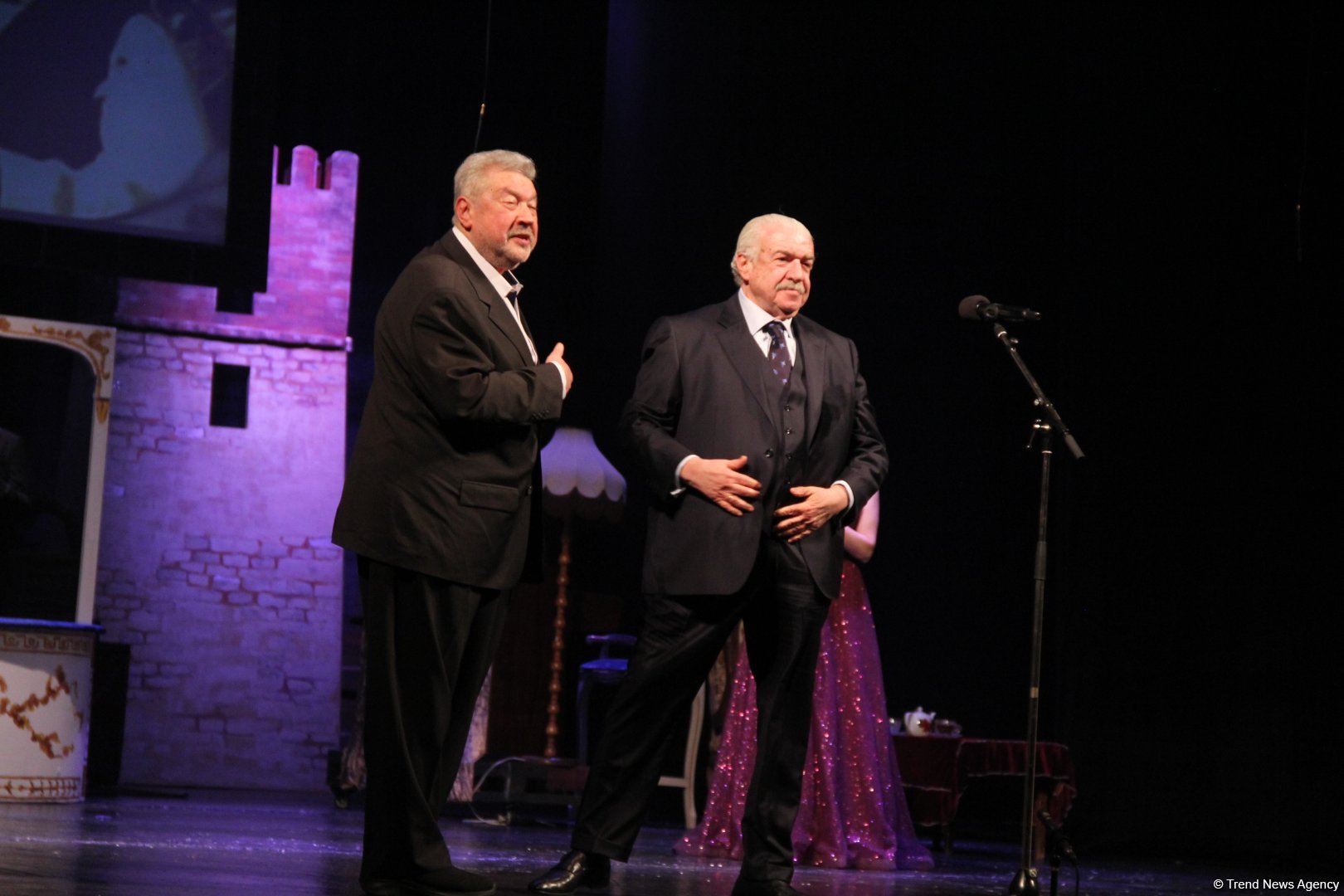 Феерический юбилей Юлия Гусмана в Баку отметили красочным спектаклем "Не бойся, мы с тобой!" (ВИДЕО, ФОТО)