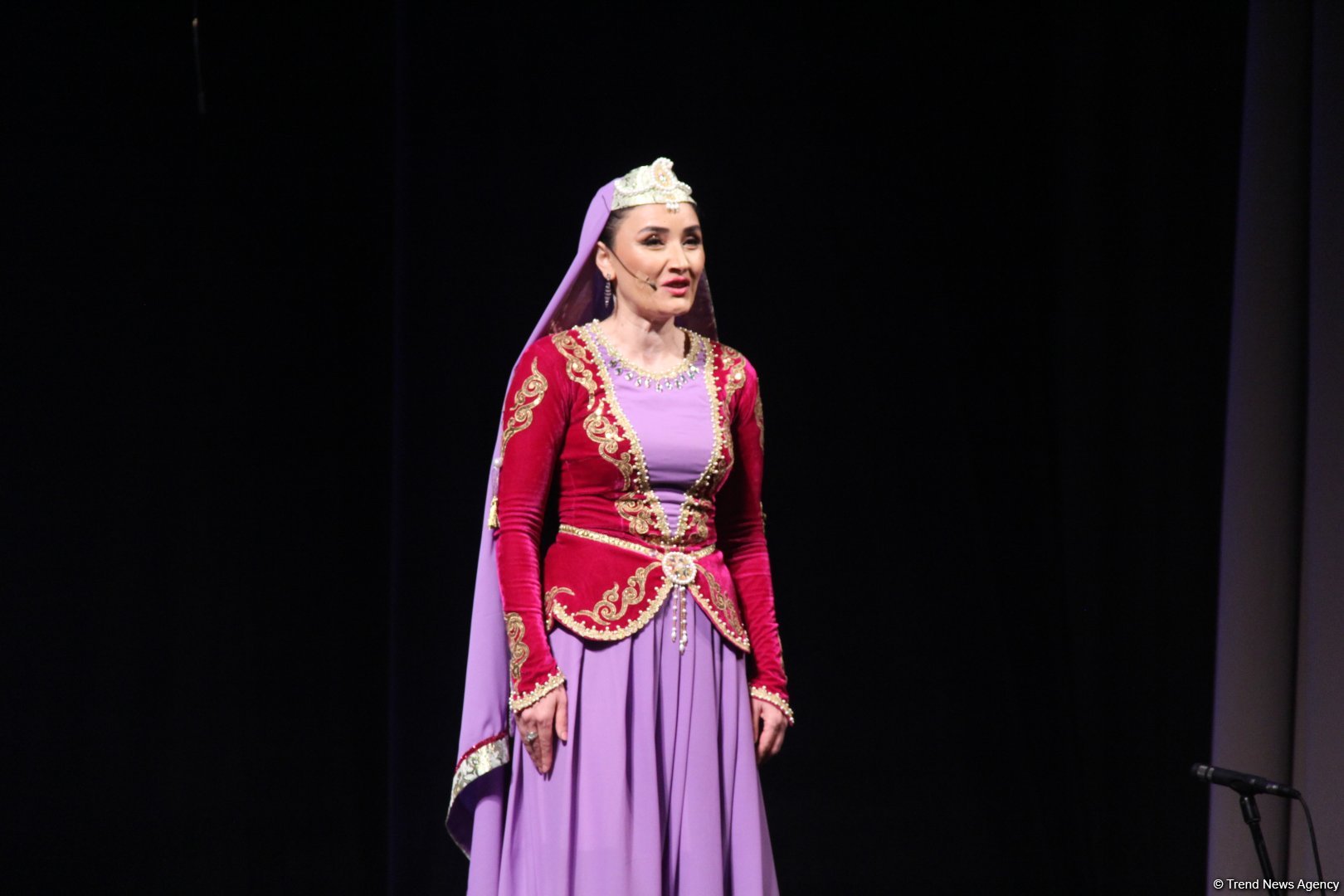 Феерический юбилей Юлия Гусмана в Баку отметили красочным спектаклем "Не бойся, мы с тобой!" (ВИДЕО, ФОТО)