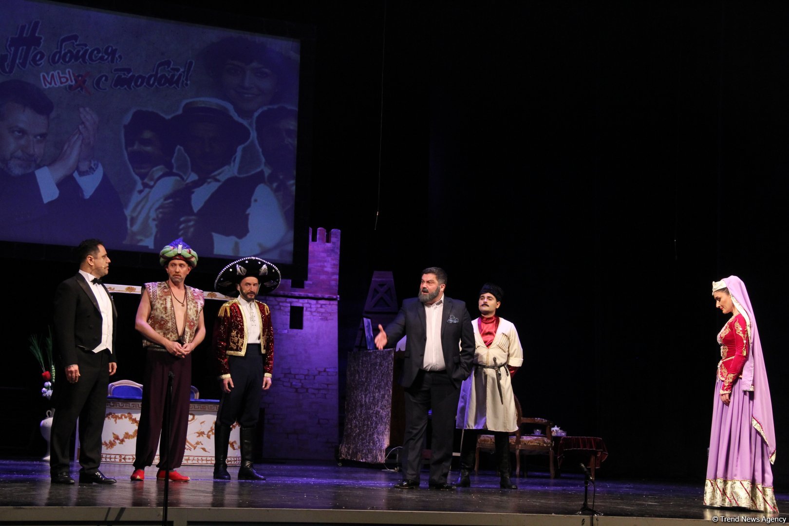 Феерический юбилей Юлия Гусмана в Баку отметили красочным спектаклем "Не бойся, мы с тобой!" (ВИДЕО, ФОТО)