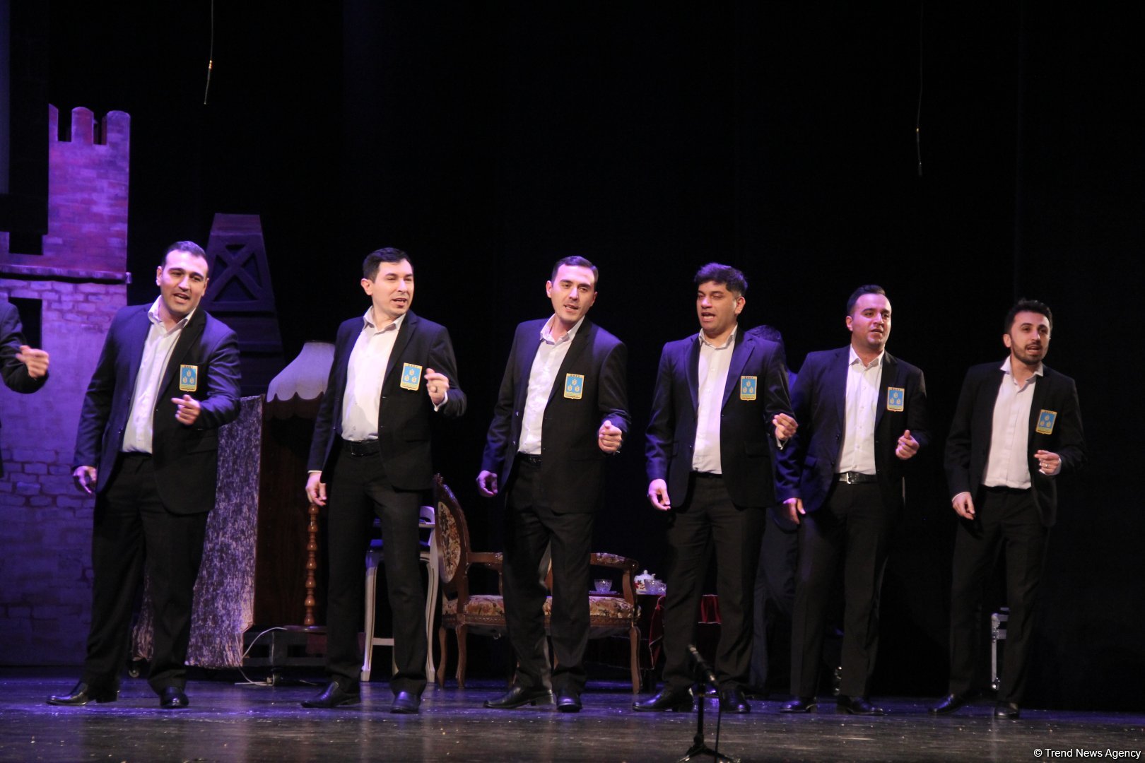 Феерический юбилей Юлия Гусмана в Баку отметили красочным спектаклем "Не бойся, мы с тобой!" (ВИДЕО, ФОТО)