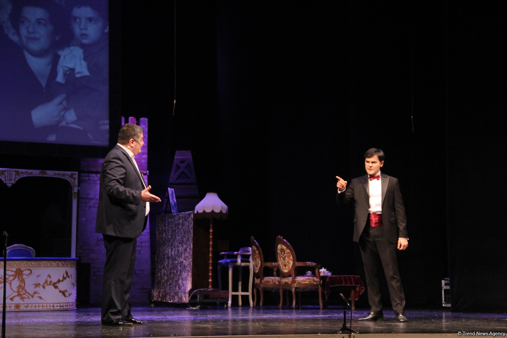 Феерический юбилей Юлия Гусмана в Баку отметили красочным спектаклем "Не бойся, мы с тобой!" (ВИДЕО, ФОТО)