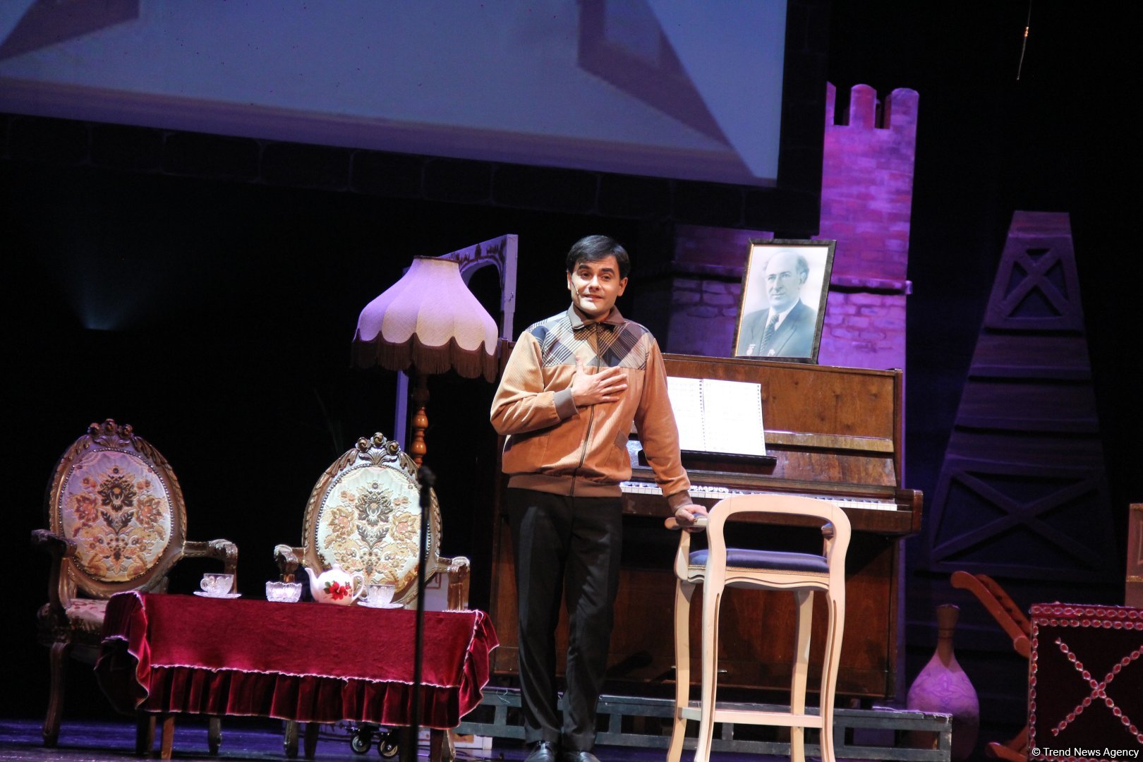 Феерический юбилей Юлия Гусмана в Баку отметили красочным спектаклем "Не бойся, мы с тобой!" (ВИДЕО, ФОТО)