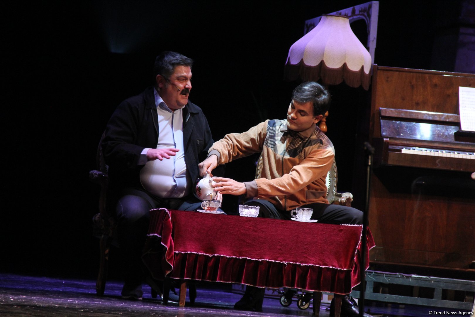 Феерический юбилей Юлия Гусмана в Баку отметили красочным спектаклем "Не бойся, мы с тобой!" (ВИДЕО, ФОТО)