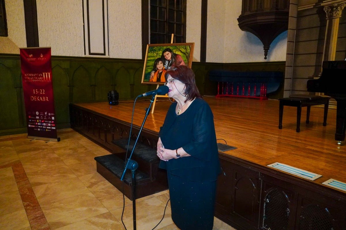 В Баку состоялся концерт в честь двух жемчужин Азербайджана -  сестер Фидан и Хураман Гасымовых (ВИДЕО, ФОТО)