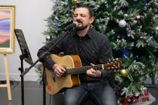 В Баку провели предновогодний концерт эстрадной музыки (ФОТО)