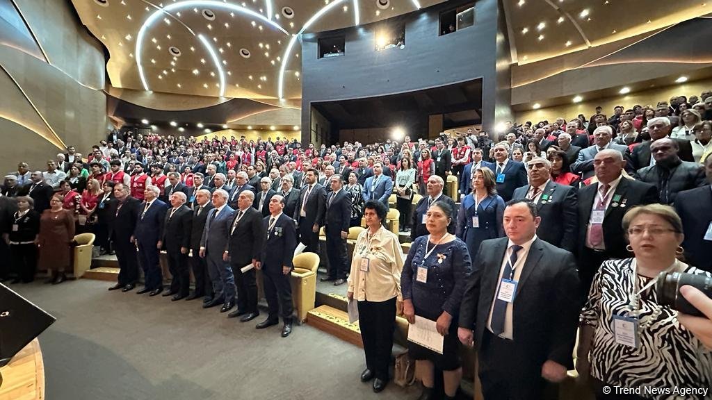 Прошло внеочередное XXVI Генеральное собрание Азербайджанского общества Красного Полумесяца (ФОТО)