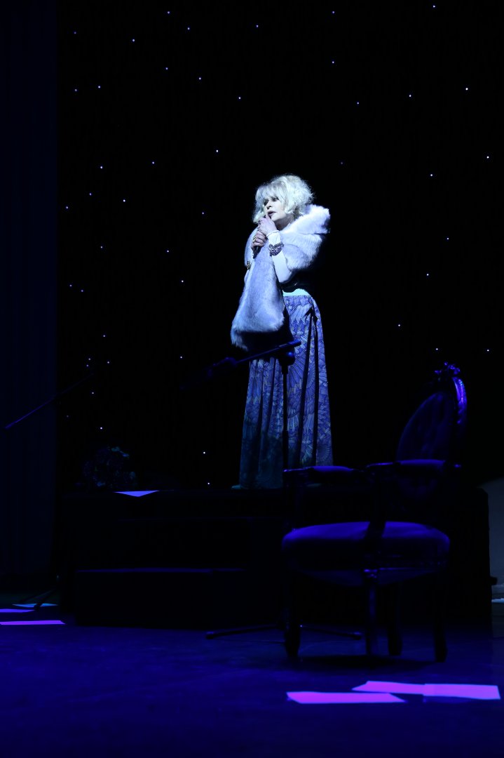 60 лет за 60 минут Елены Спициной – годы летят, словно листья бумаги на ветру… (ФОТО)