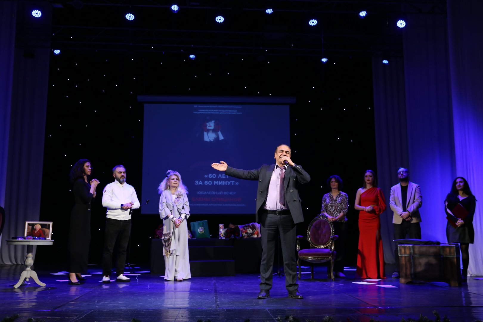 60 лет за 60 минут Елены Спициной – годы летят, словно листья бумаги на ветру… (ФОТО)