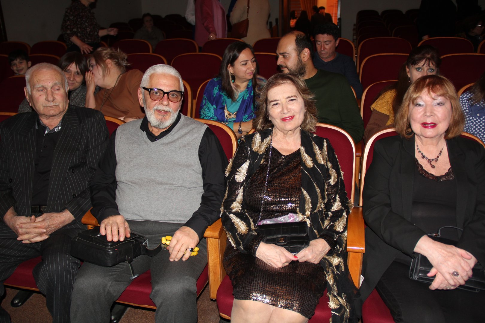 60 лет за 60 минут Елены Спициной – годы летят, словно листья бумаги на ветру… (ФОТО)