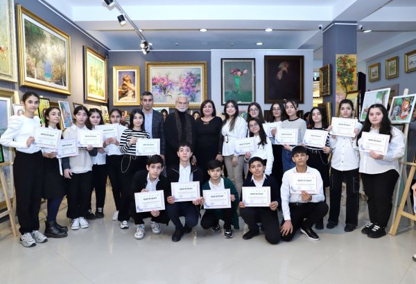 Сказки, оставшиеся в мечтах – выставка в Баку (ФОТО)