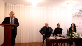 Впервые представлен сборник избранных произведений Нигяр Гасанзаде на азербайджанском языке  (ФОТО)