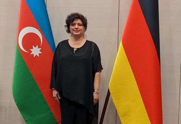 Азербайджанские ветер, огонь, вода и земля в Германии - музыка Карабаха и древнего Новруза (ВИДЕО, ФОТО)