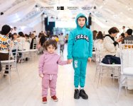 Эмин Агаларов организовал благотворительную елку в Sea Breeze  (ФОТО)