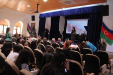 Центральная школа искусств Гара Гараева и Музыкальная школа вокала Фидан Гаджиевой провели благотворительный концерт (ФОТО)