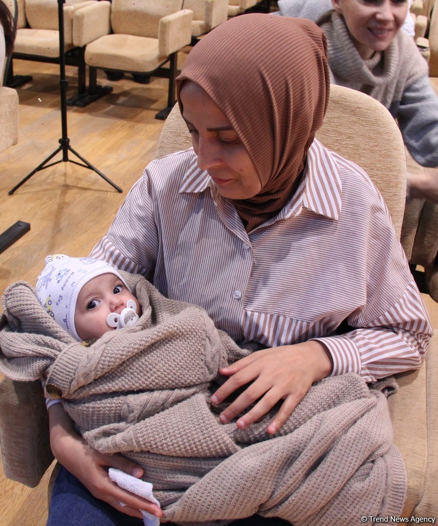 Центральная школа искусств Гара Гараева и Музыкальная школа вокала Фидан Гаджиевой провели благотворительный концерт (ФОТО)