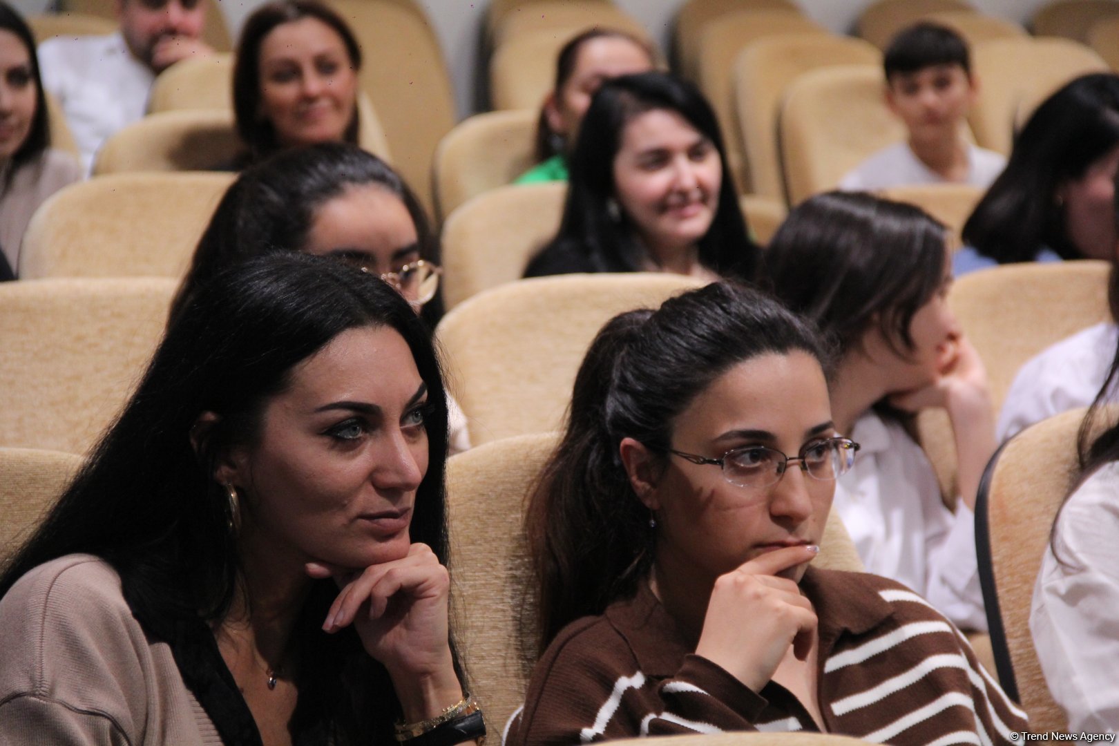 Центральная школа искусств Гара Гараева и Музыкальная школа вокала Фидан Гаджиевой провели благотворительный концерт (ФОТО)