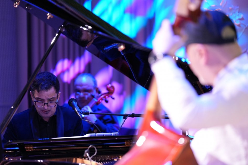 По инициативе вице-президента Фонда Гейдара Алиева Лейлы Алиевой прошел концерт «От сердца к сердцу» (ФОТО)