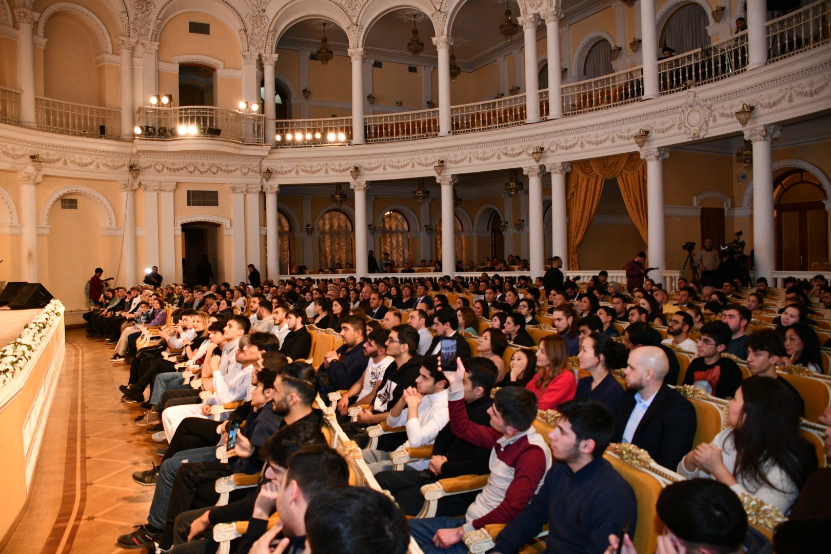 Большой праздник национальной музыки Азербайджана и Казахстана (ФОТО)
