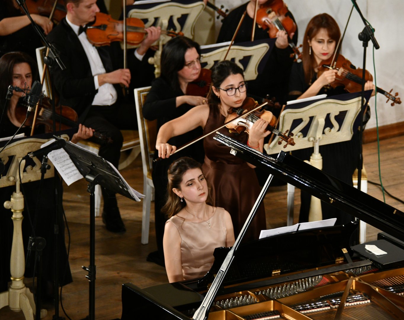 "Новые имена" покоряют азербайджанский музыкальный Олимп (ФОТО/ВИДЕО)