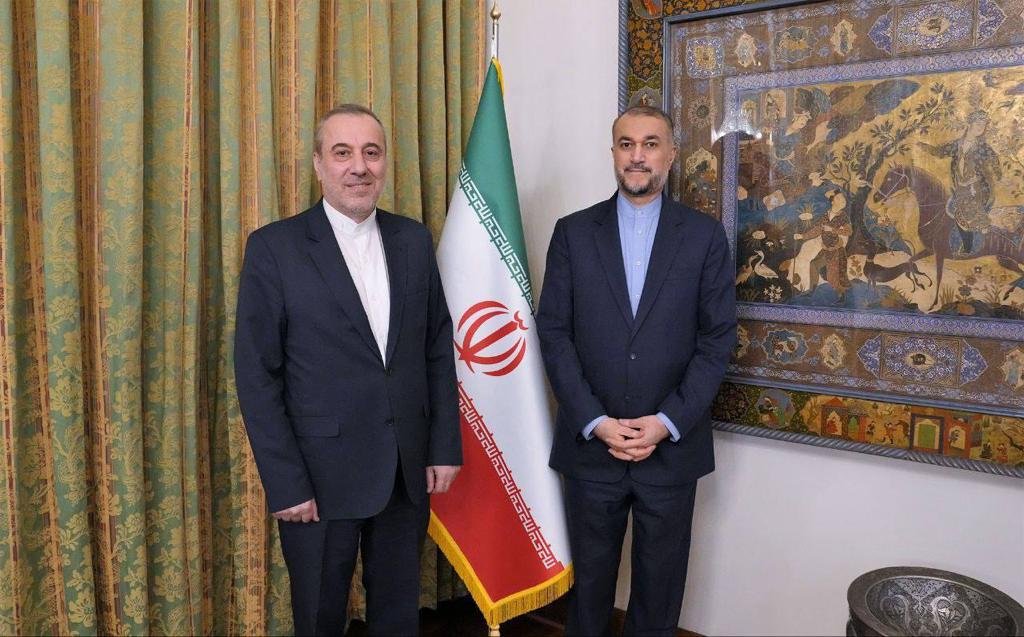 Глава МИД Ирана подчеркнул важность развития сотрудничества с Азербайджаном