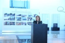 Достояние, неподвластное времени – выставка ковров, ювелирных изделий и вышивки в Баку (ФОТО)