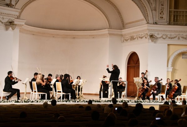 Завораживающая музыка в Баку (ФОТО)