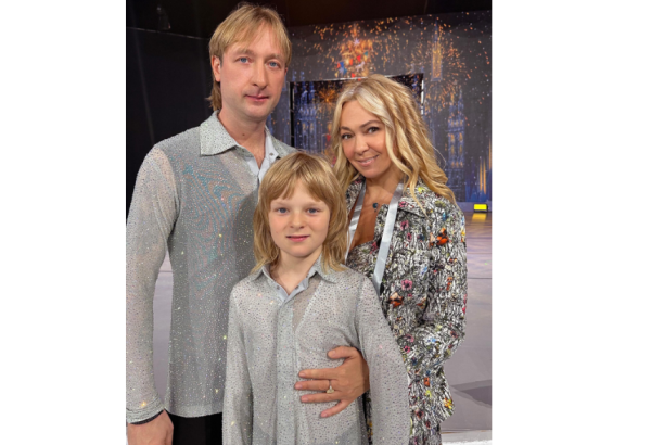 Шах-плов, азербайджанская музыка и 15 тысяч зрителей - Яна Рудковская и Евгений Плющенко в Баку (ВИДЕО)