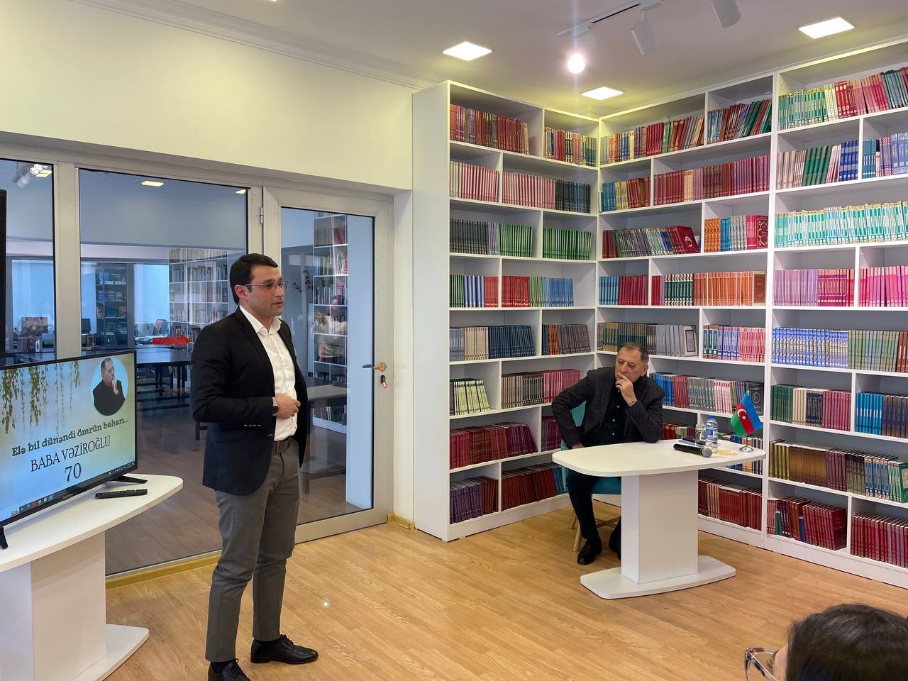 В Баку прошел поэтический вечер в честь юбилея Баба Везироглу (ФОТО)