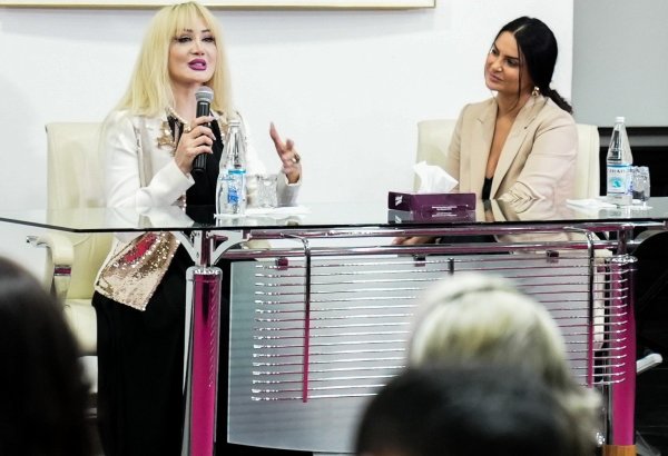 Народная артистка Малейка Асадова рассказала поклонникам своего творчества о любимых ролях (ФОТО)