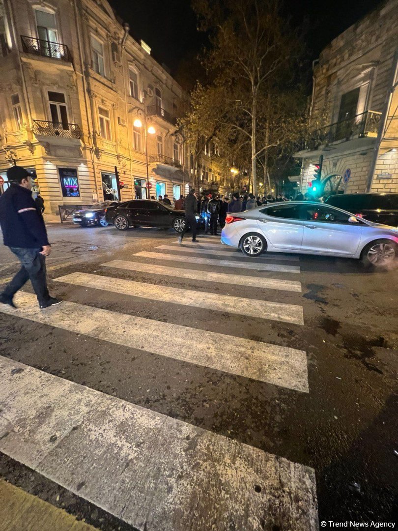 В Баку водитель автомобиля сбил пешехода (ФОТО)