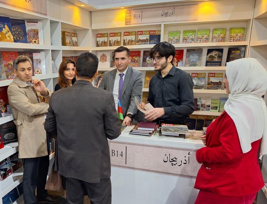 Азербайджан представлен на 55-й Международной книжной ярмарке в Каире (ФОТО)