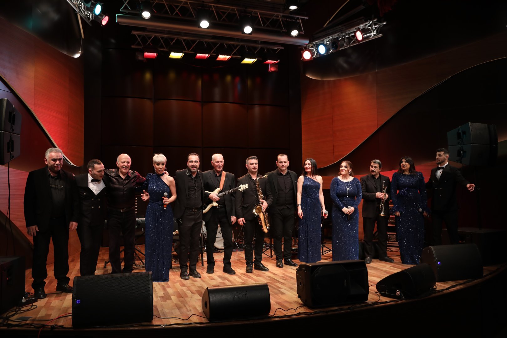 В Баку прошла потрясающая премьера ансамбля "Гая" – фантазия "Аршин мал алан" (ВИДЕО, ФОТО)