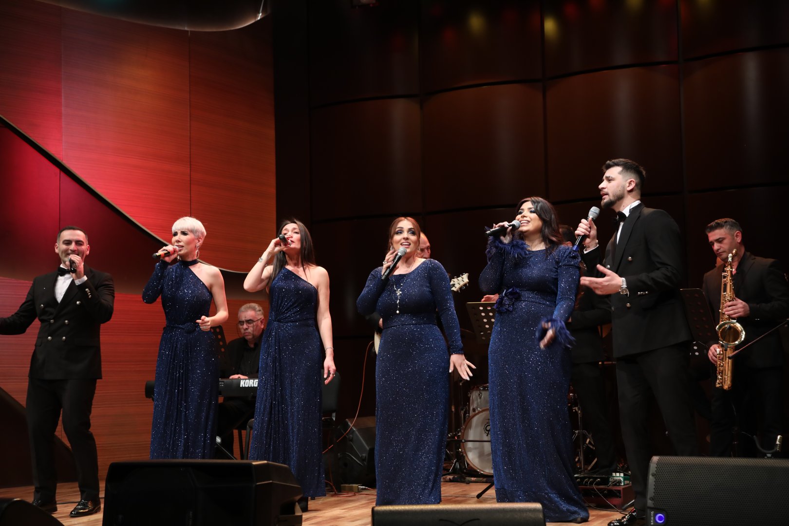 В Баку прошла потрясающая премьера ансамбля "Гая" – фантазия "Аршин мал алан" (ВИДЕО, ФОТО)