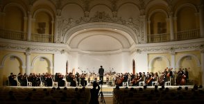 Волшебные звуки флейты в Баку (ФОТО)