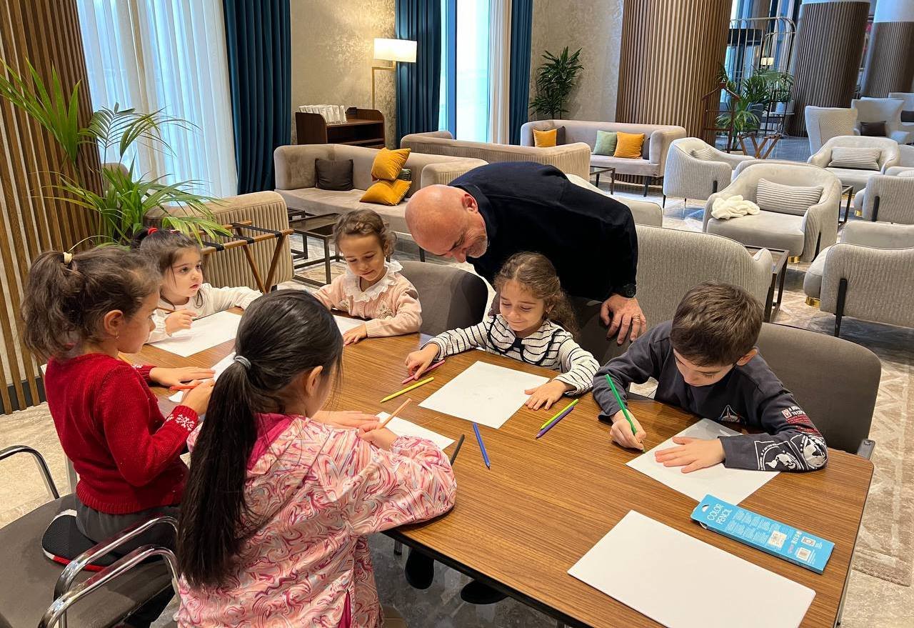 В Шабране прошел недельный симпозиум художников "По следам наследия" (ФОТО)