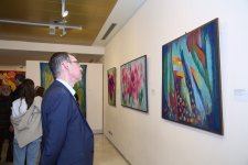 "Родина моя" – выставка гобеленов Адиля Шихалиева в Баку (ФОТО)