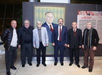 "Родина моя" – выставка гобеленов Адиля Шихалиева в Баку (ФОТО)