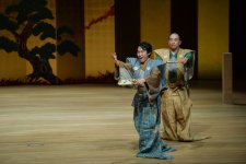 В Центре Гейдара Алиева представлен уникальный театрализованный вид искусства Японии XIII века (ФОТО)