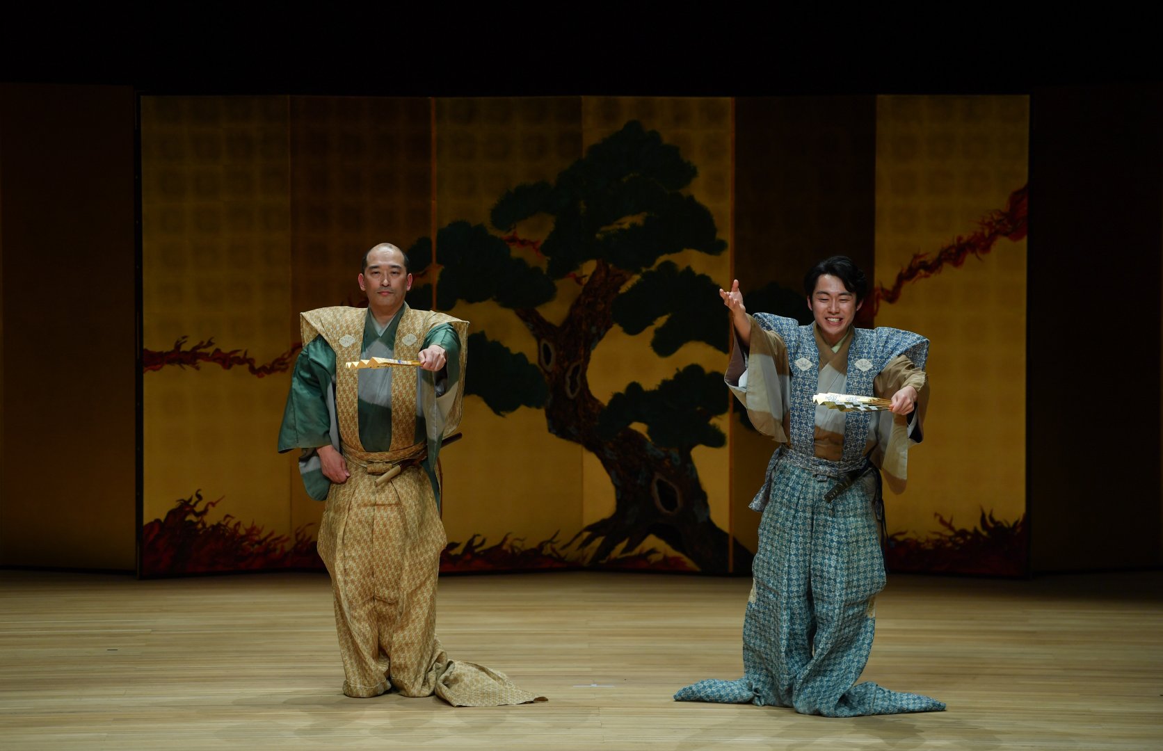 В Центре Гейдара Алиева представлен уникальный театрализованный вид искусства Японии XIII века (ФОТО)