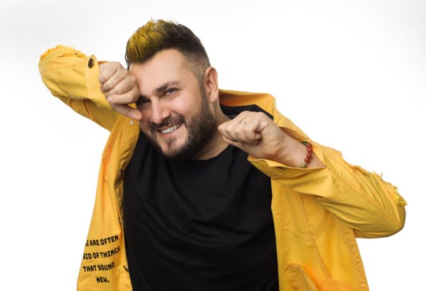 Во Дворце Гейдара Алиева состоится сольный концерт Мурада Арифа "HITMAKER"
